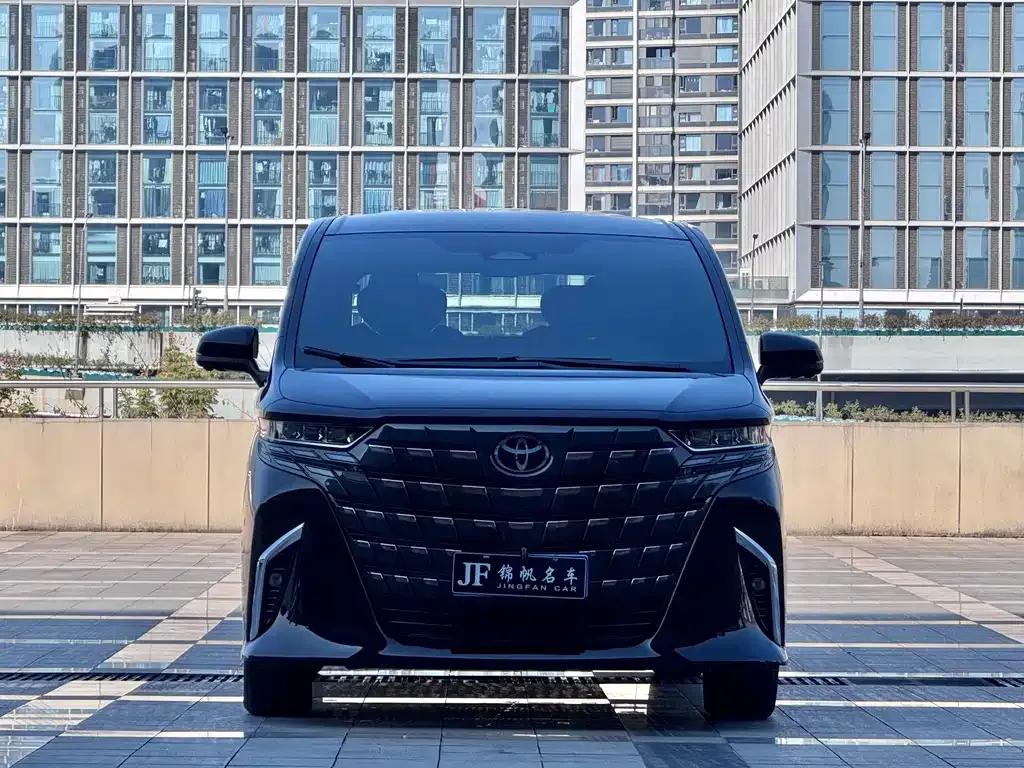 Toyota Alphard 2024 из CN, фото 1