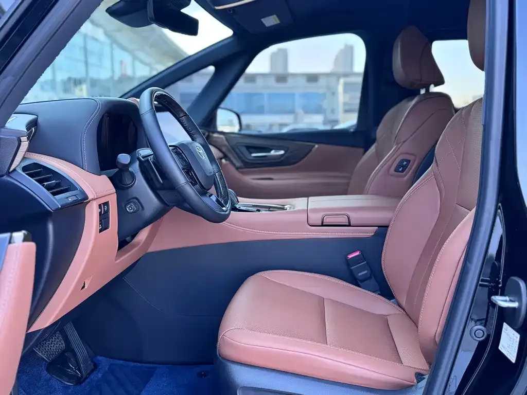 Toyota Alphard 2024 из CN, фото 7