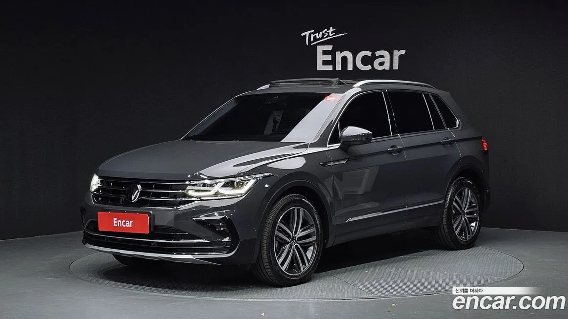 Volkswagen Tiguan — фото 1