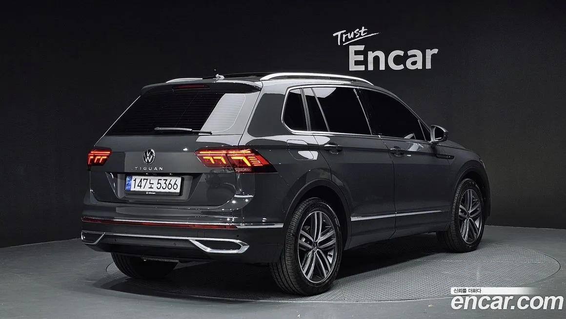 Volkswagen Tiguan — фото 2