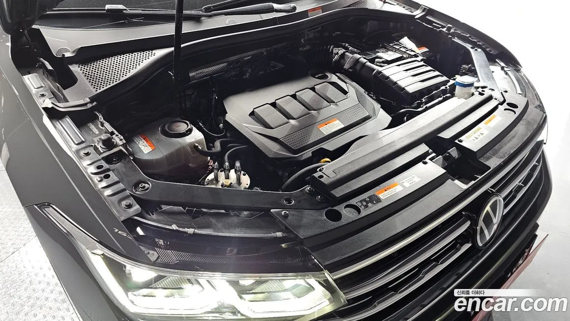 Volkswagen Tiguan — фото 6
