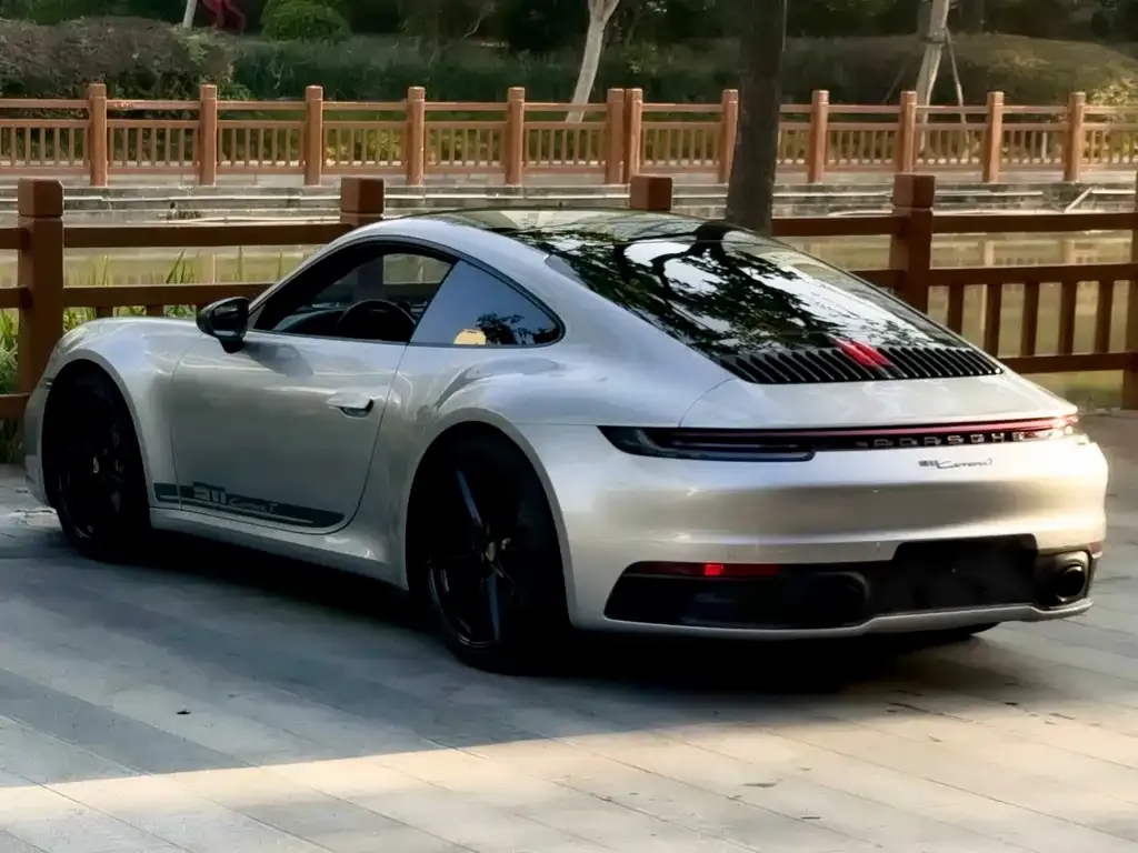 Porsche 911 2023 из CN, фото 6
