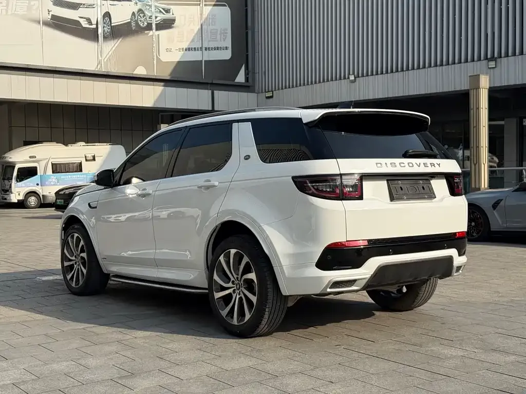 Land Rover Discovery Sport — фото 4