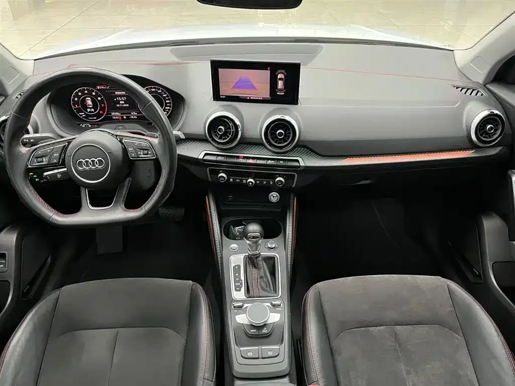 Audi Q2L 2023 из CN, фото 2