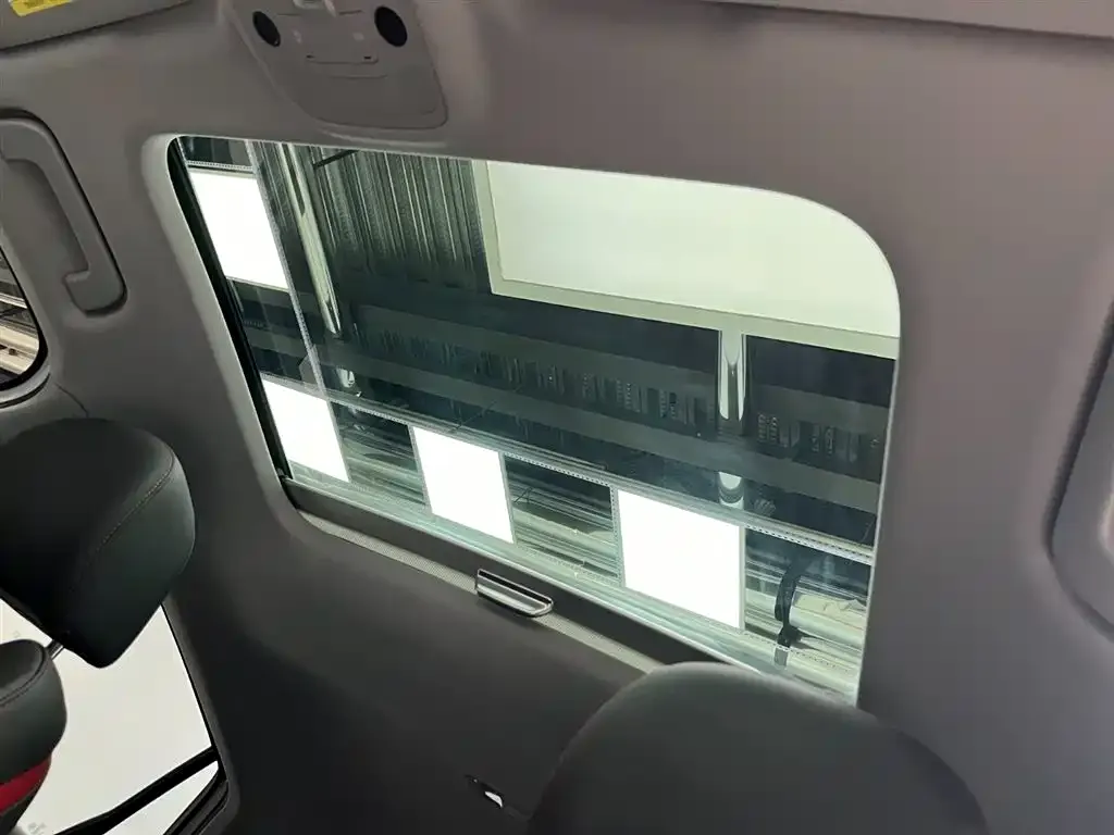 Audi Q2L 2023 из CN, фото 9