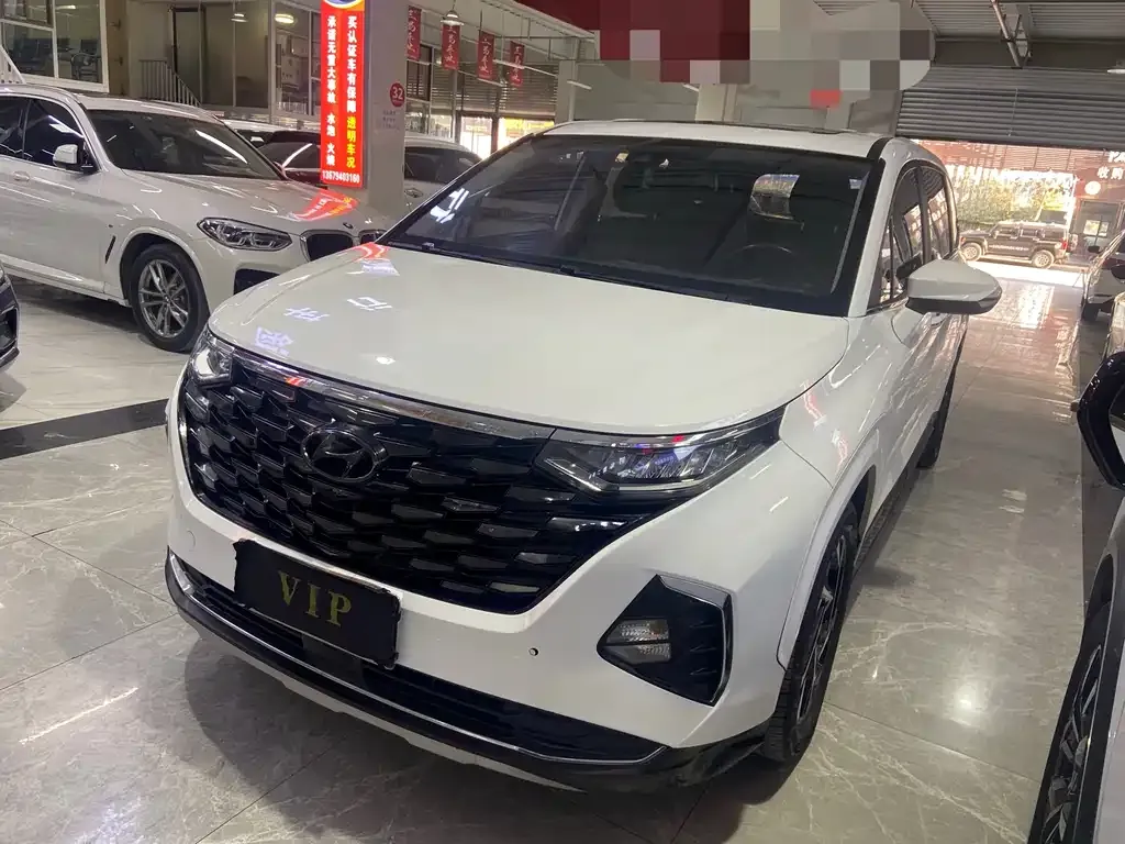 Hyundai Custo — фото 1