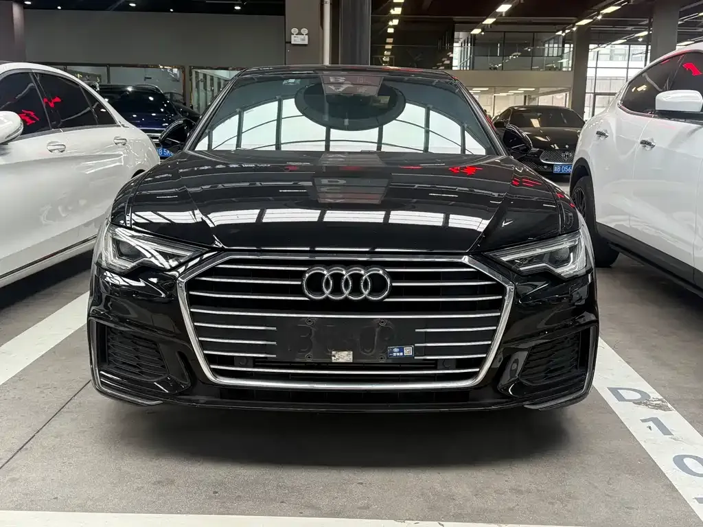 Audi A6L 2022 из CN, фото 2