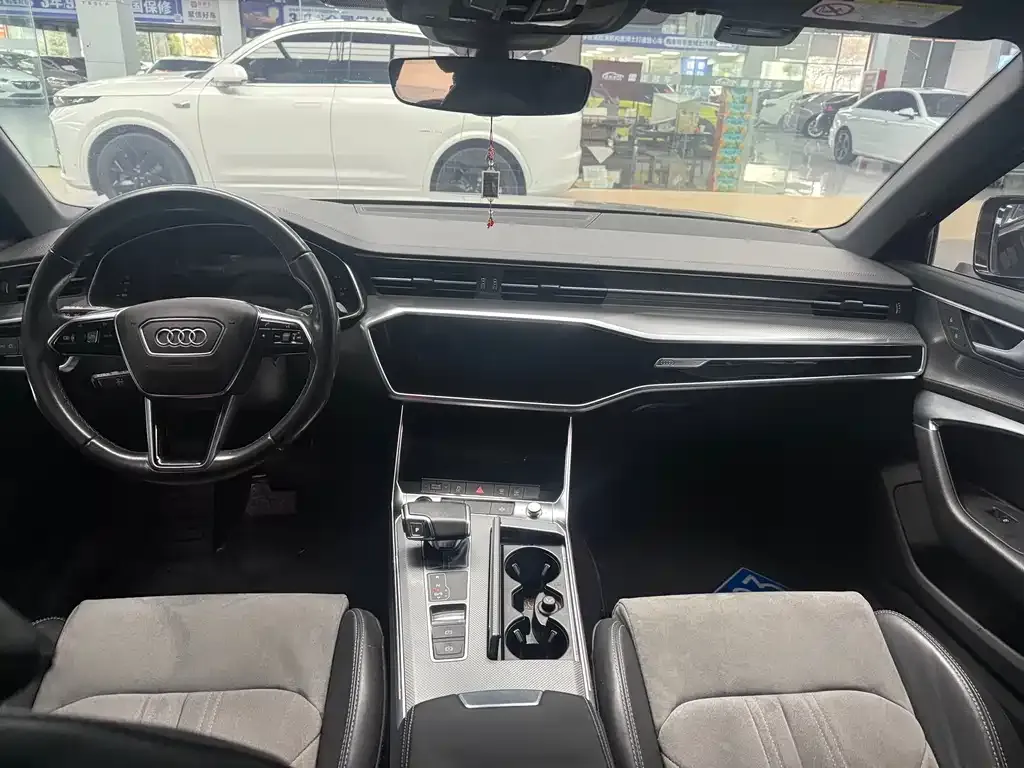Audi A6L 2022 из CN, фото 7