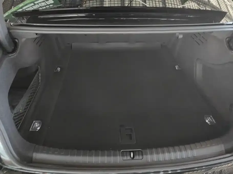 Audi A6L 2021 из CN, фото 4