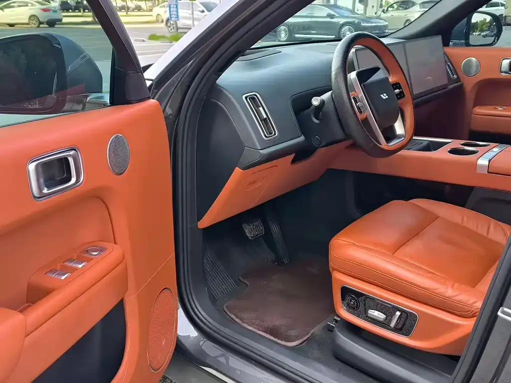 Li Auto L8 2023 из CN, фото 4