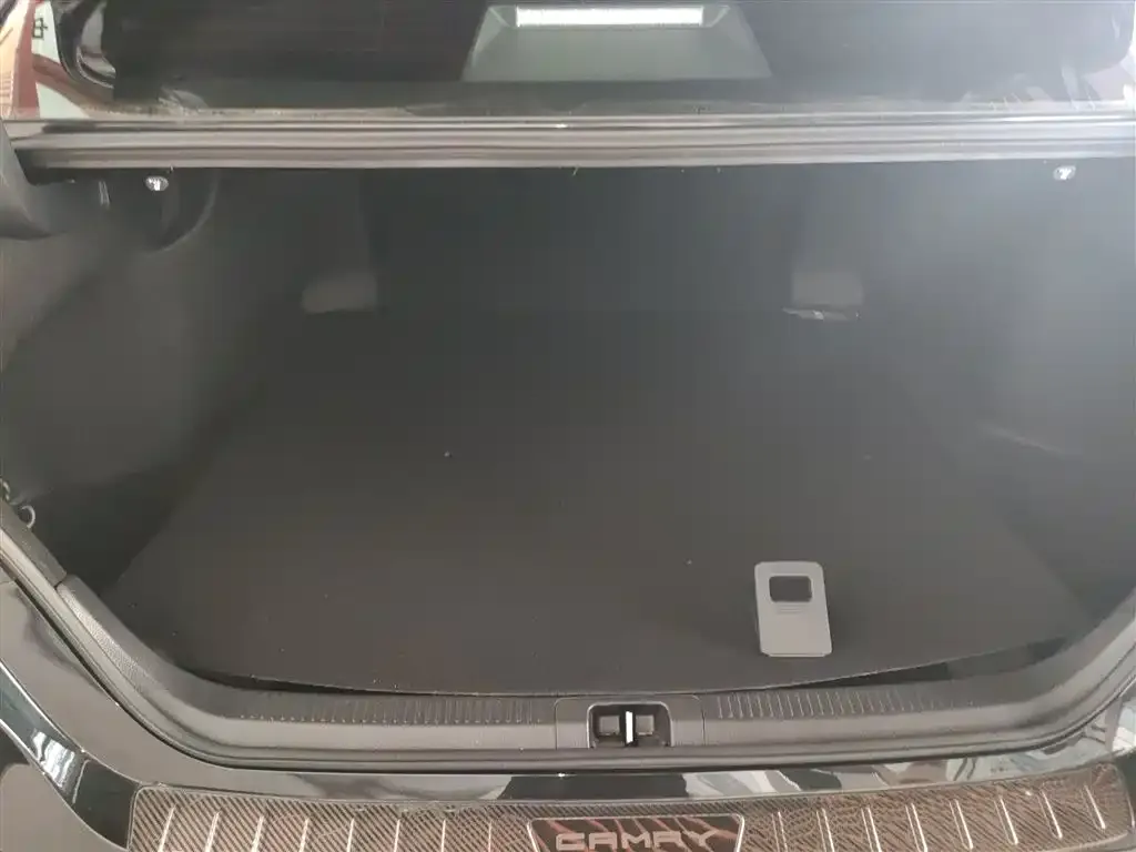 Toyota Camry 2023 из CN, фото 9