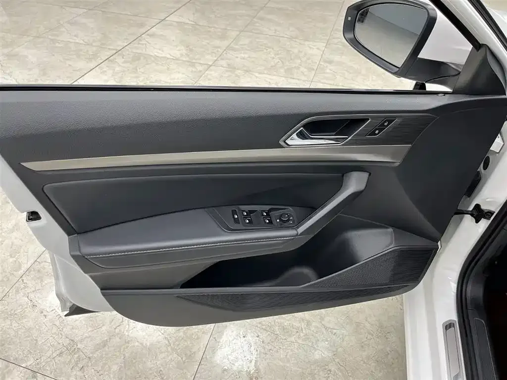 Volkswagen Lavida 2021 из CN, фото 10