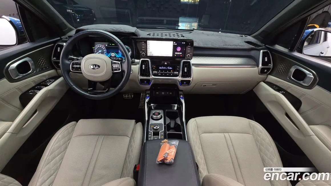 Kia Sorento — фото 7