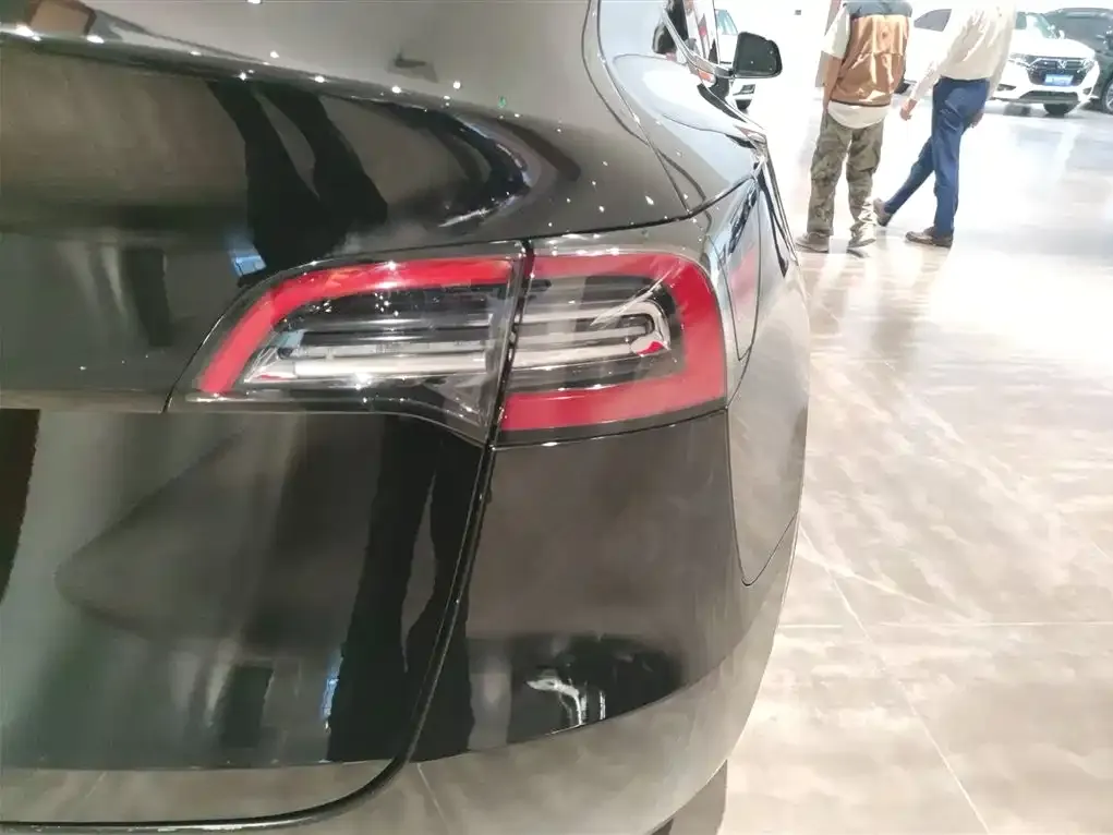 Tesla Model Y 2021 из CN, фото 8