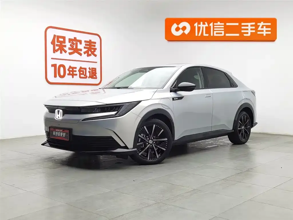 Honda e:NP2