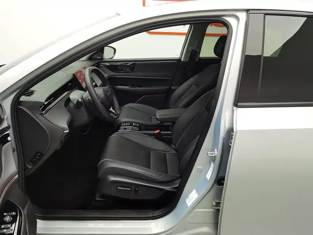 Honda e:NP2 2024 из CN, фото 10