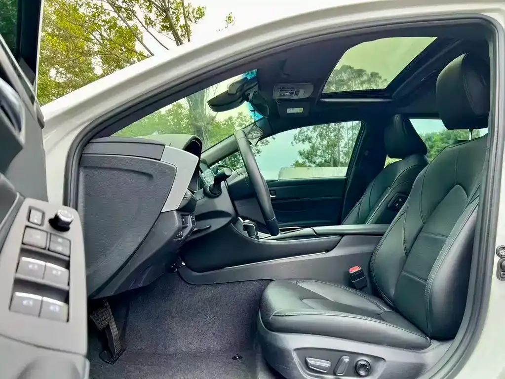 Toyota Avalon 2023 из CN, фото 9