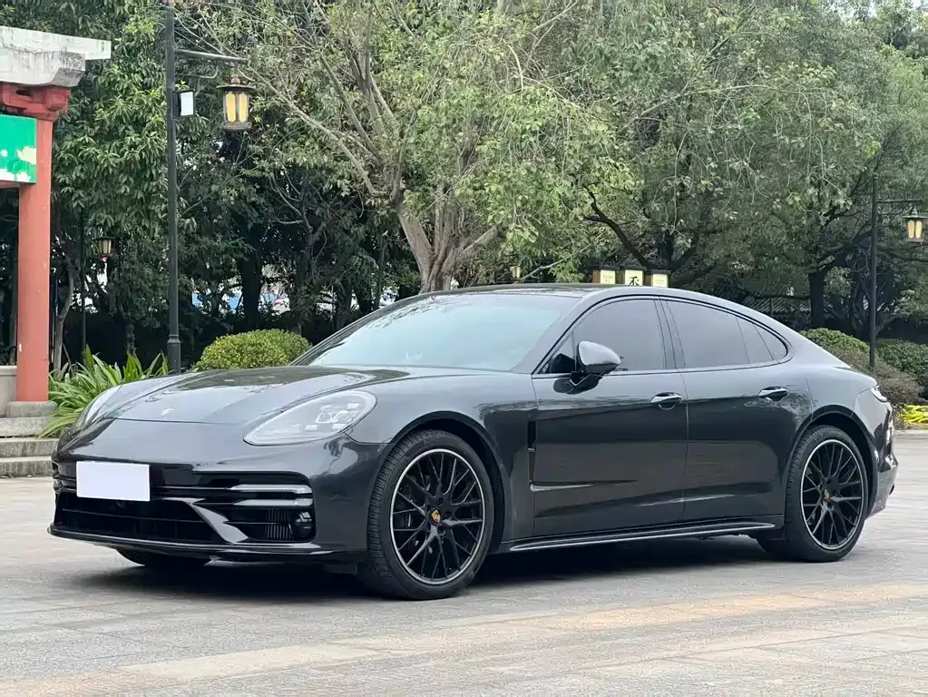 Porsche Panamera 2023 из CN, фото 1