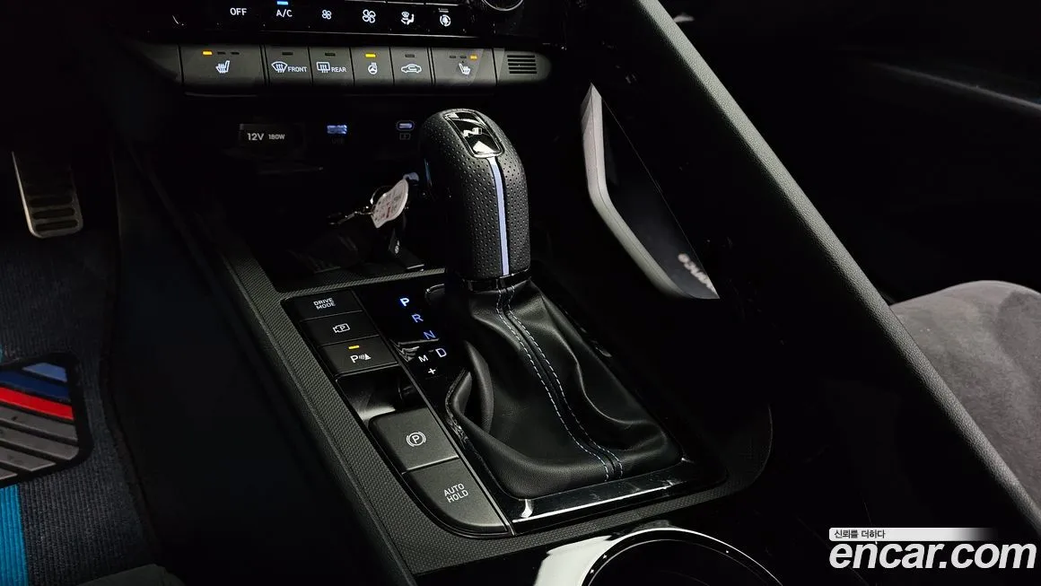 Hyundai AVANTE — фото 9