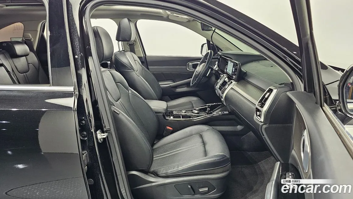 Kia Sorento — фото 10
