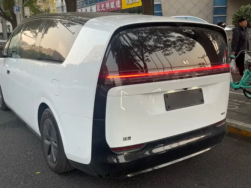 Li Auto MEGA 2025 из CN, фото 4
