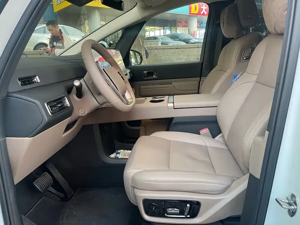 Li Auto MEGA 2025 из CN, фото 9