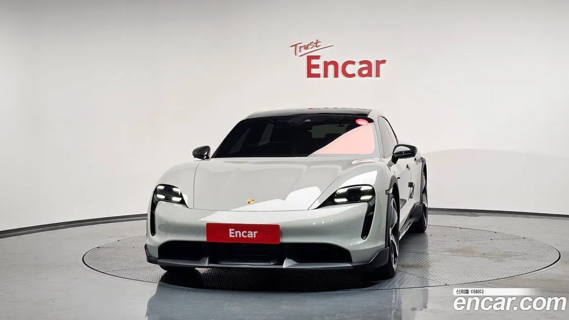 Porsche Taycan 2023 из KR, фото 3