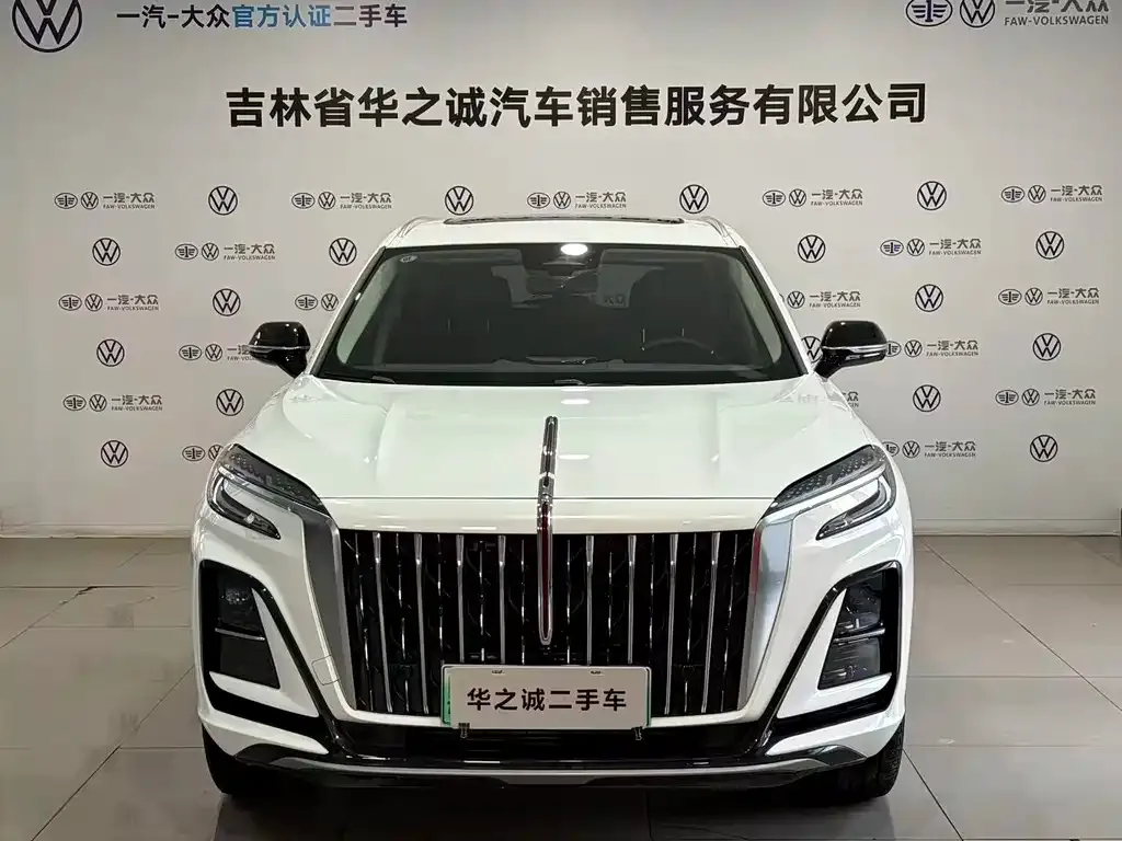 Hongqi HS3 — фото 8