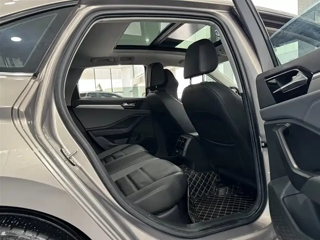 Volkswagen Sagitar 2021 из CN, фото 8