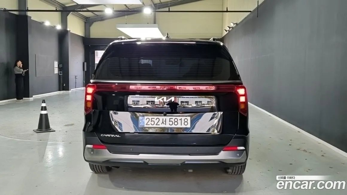 Kia Carnival 2025 из KR, фото 3