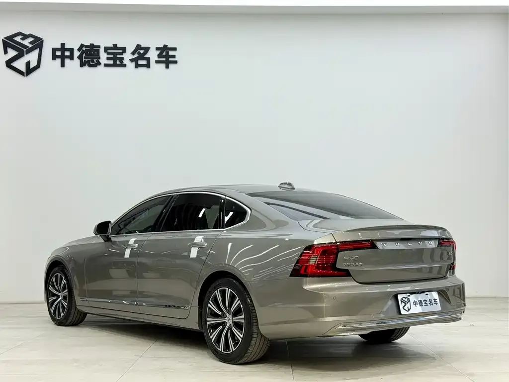 Volvo S90 — фото 4