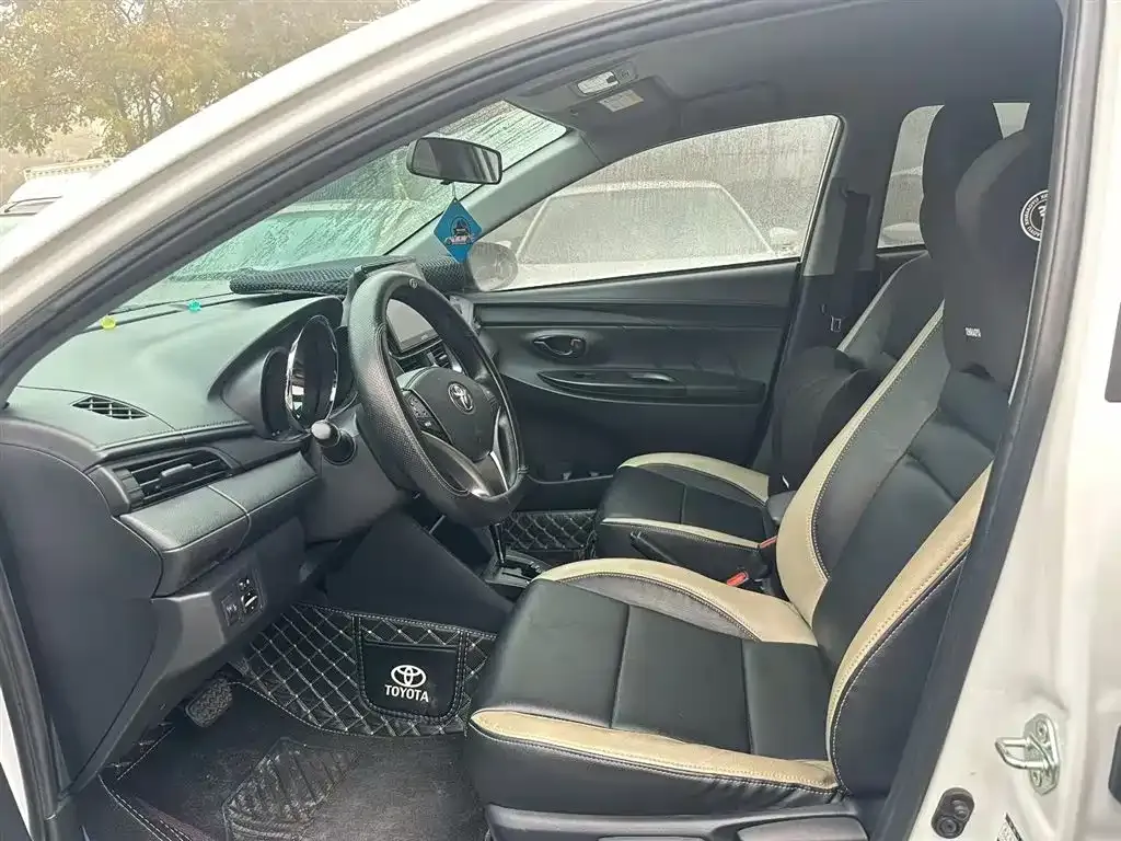 Toyota Yaris L 2023 из CN, фото 4