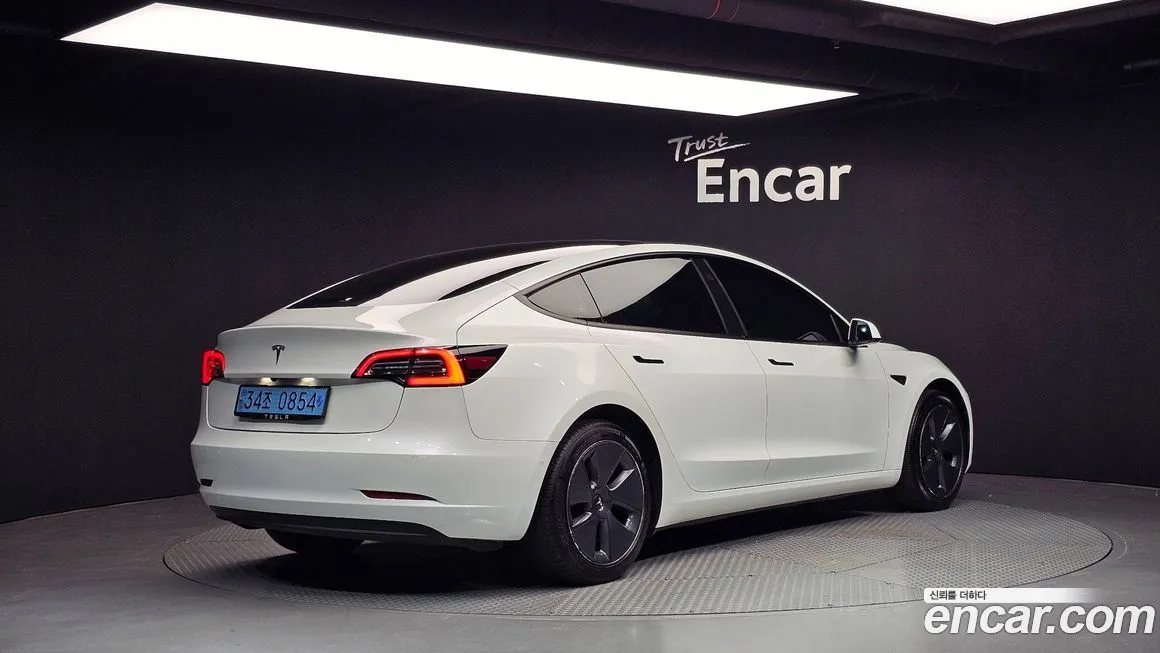 Tesla Model 3 2022 из KR, фото 2