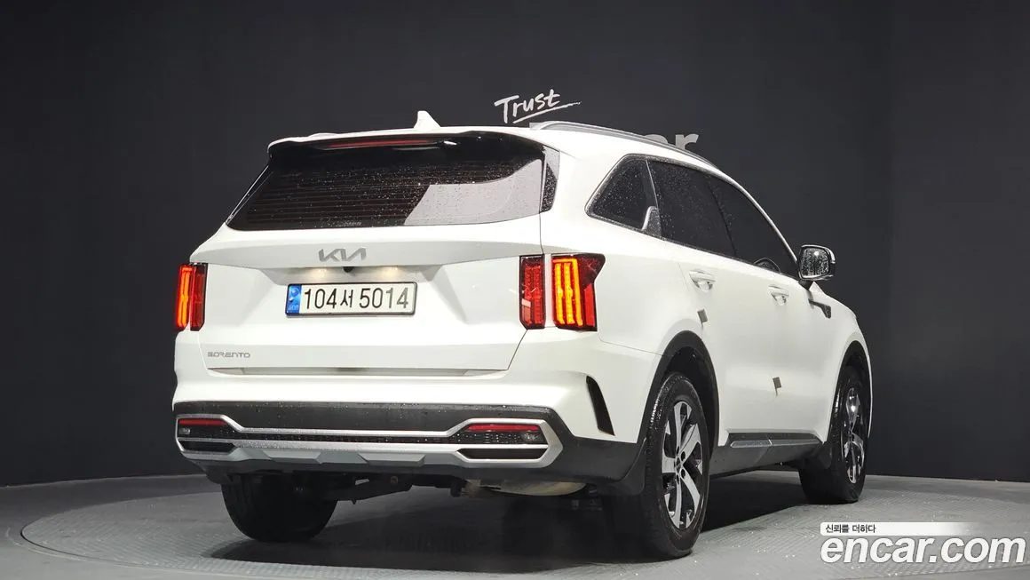 Kia Sorento 2023 из KR, фото 2