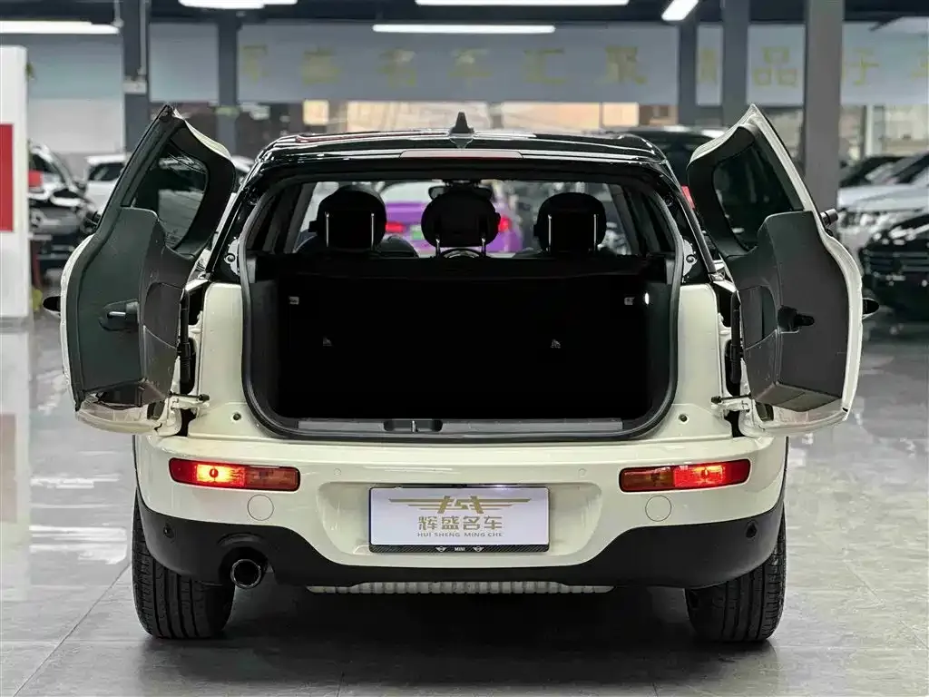 [object Object] Mini Clubman 2022 из CN, фото 5