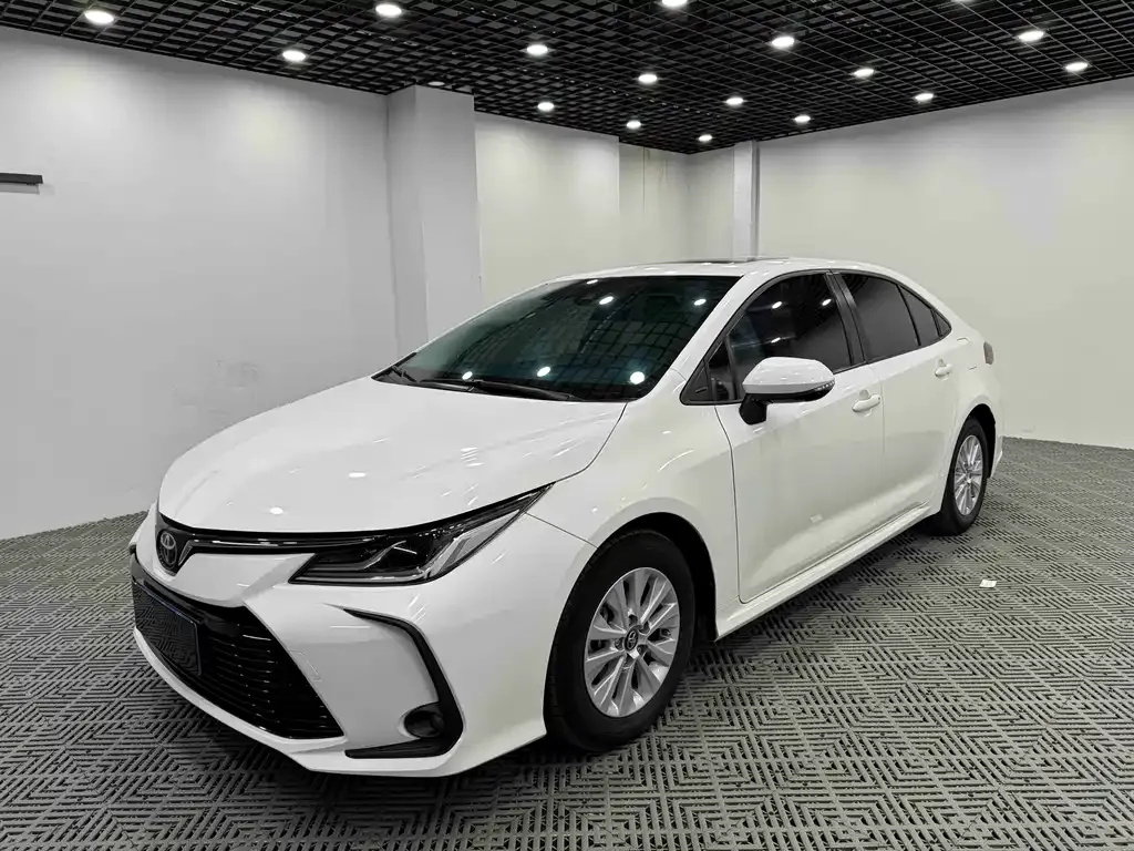 Toyota Corolla 2022 из CN, фото 3