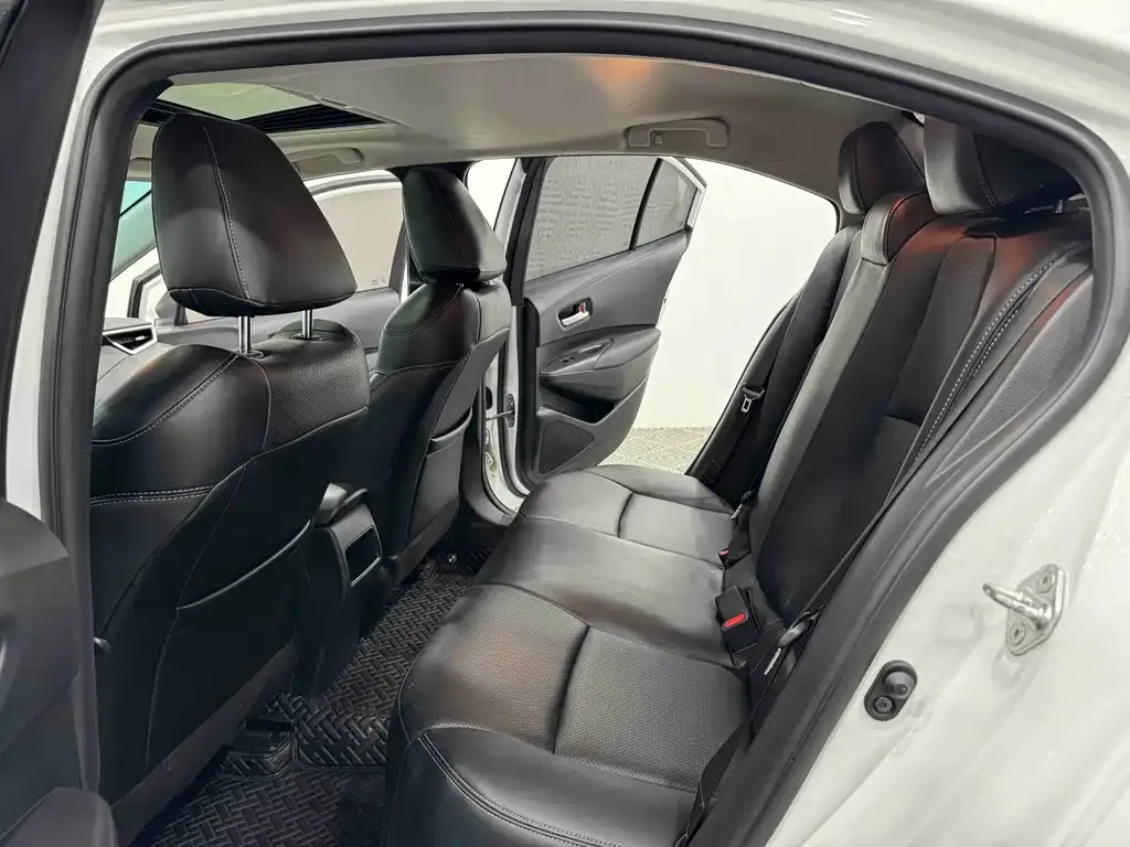 Toyota Corolla 2022 из CN, фото 6