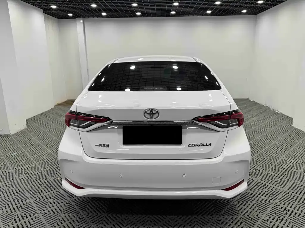 Toyota Corolla 2022 из CN, фото 8