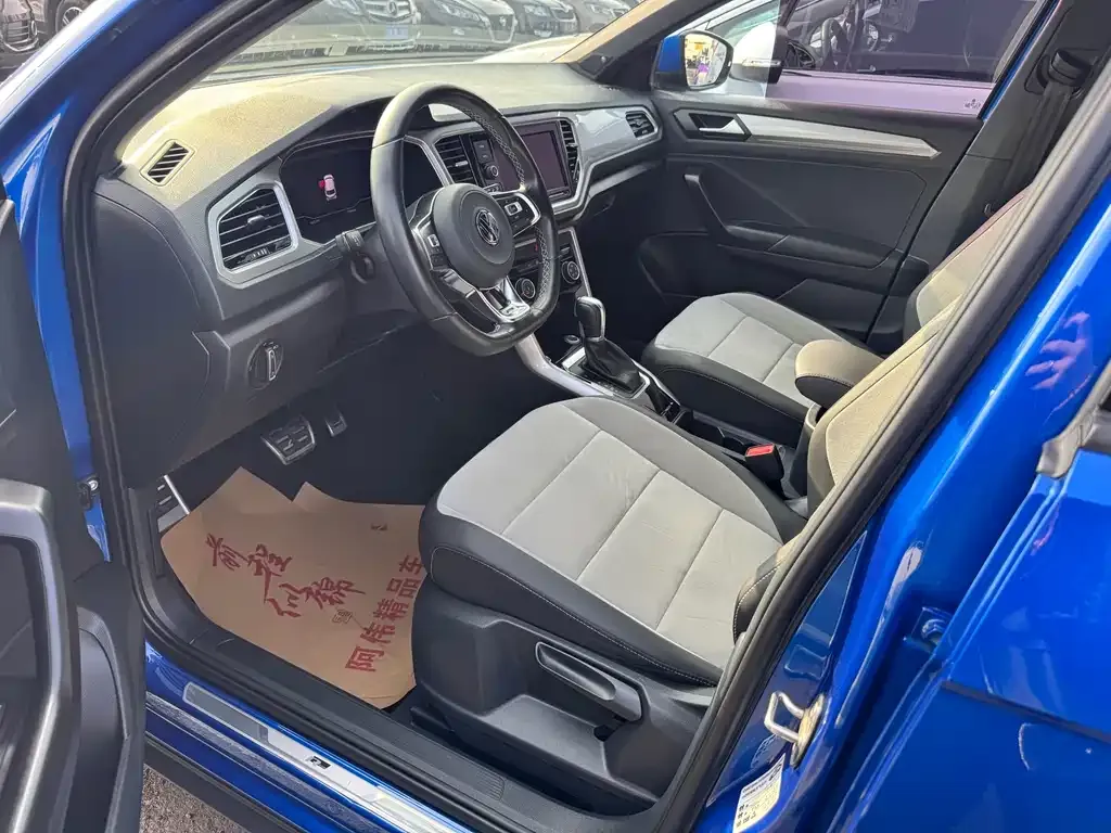 Volkswagen T-Roc 2021 из CN, фото 3