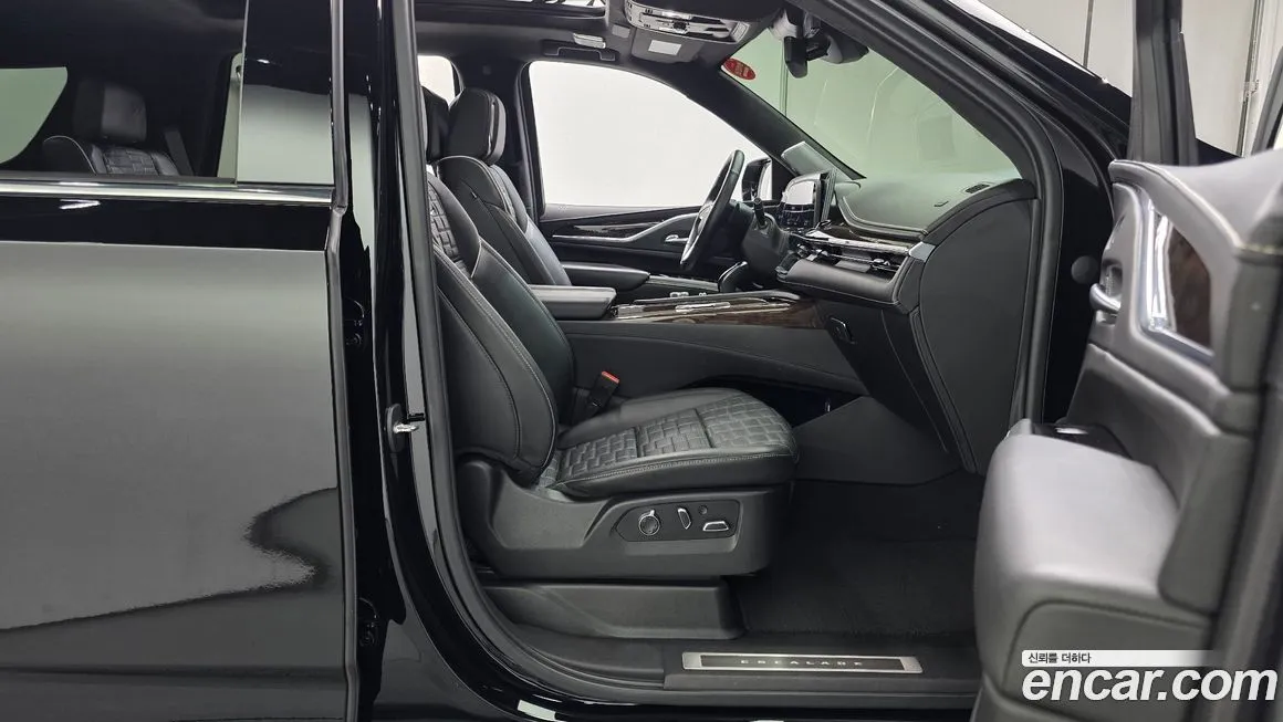 Cadillac Escalade 2021 из KR, фото 10