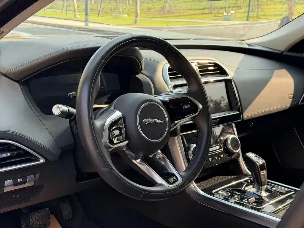 Jaguar XEL 2021 из CN, фото 8