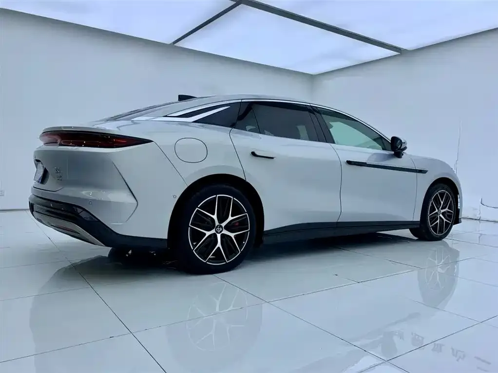 BYD Han L 2025 из CN, фото 5