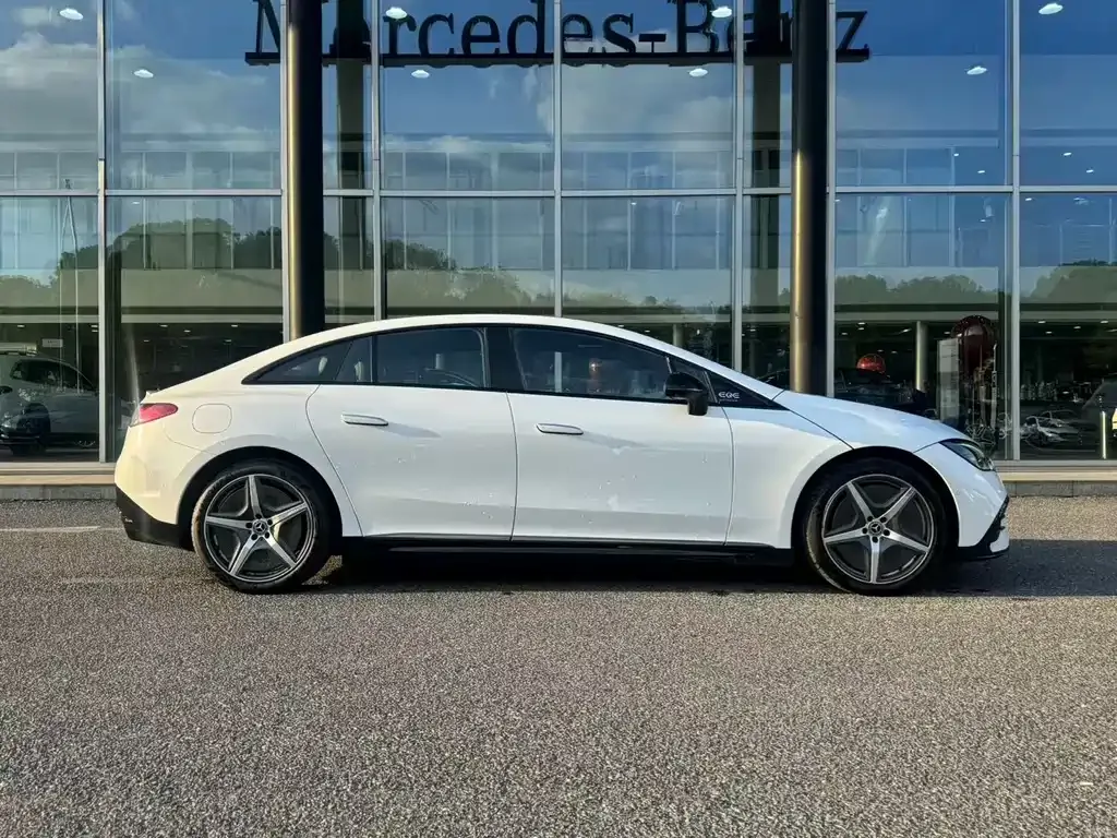 Mercedes-Benz EQE 2022 из CN, фото 7
