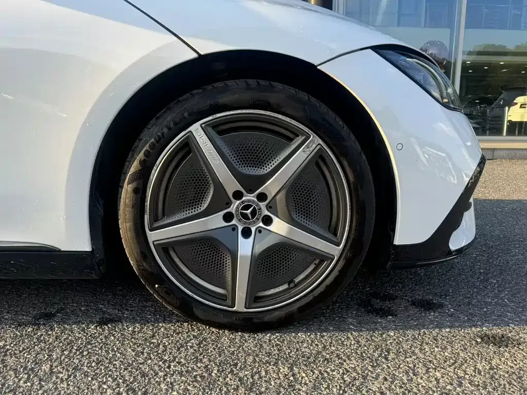 Mercedes-Benz EQE 2022 из CN, фото 8