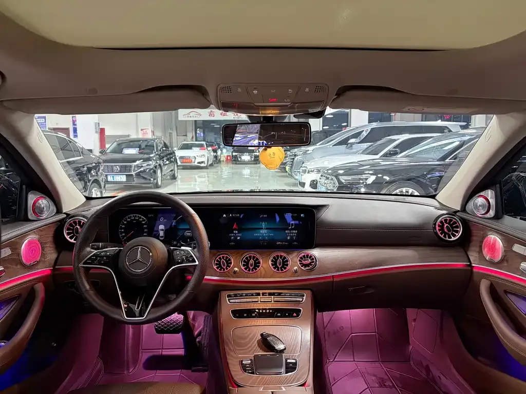 Mercedes-Benz E-Class 2023 из CN, фото 10