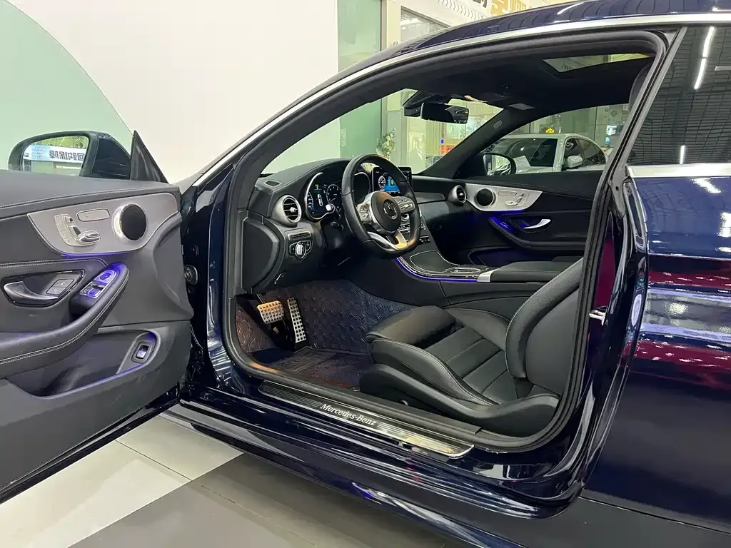 Mercedes-Benz C-Class (Import) — фото 4