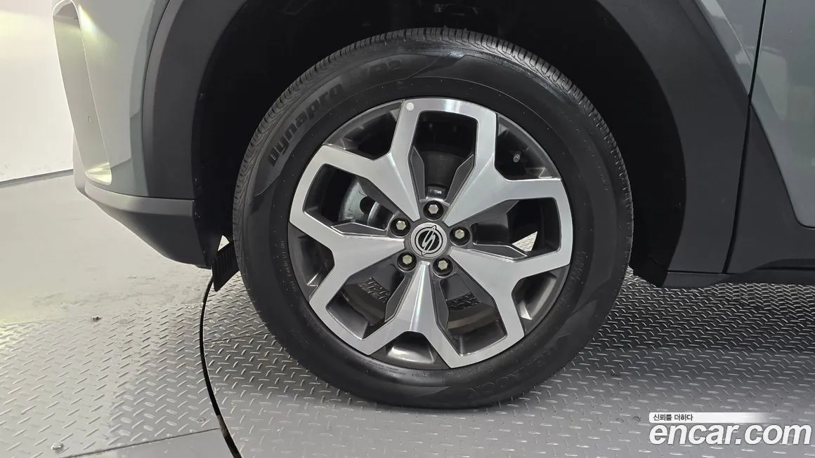 KG Mobility (Ssangyong) Torres 2023 из KR, фото 5