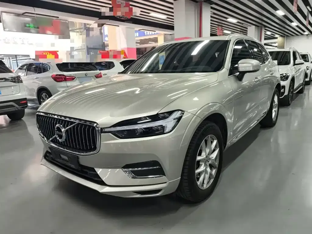 Volvo XC60 2021 из CN, фото 2