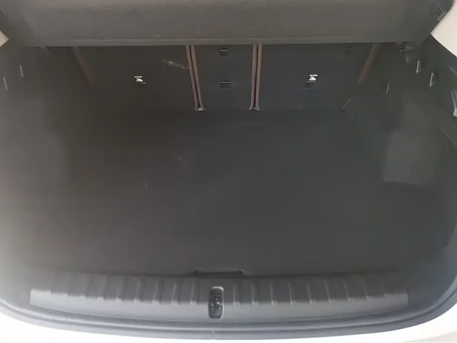 BMW iX1 2023 из CN, фото 4