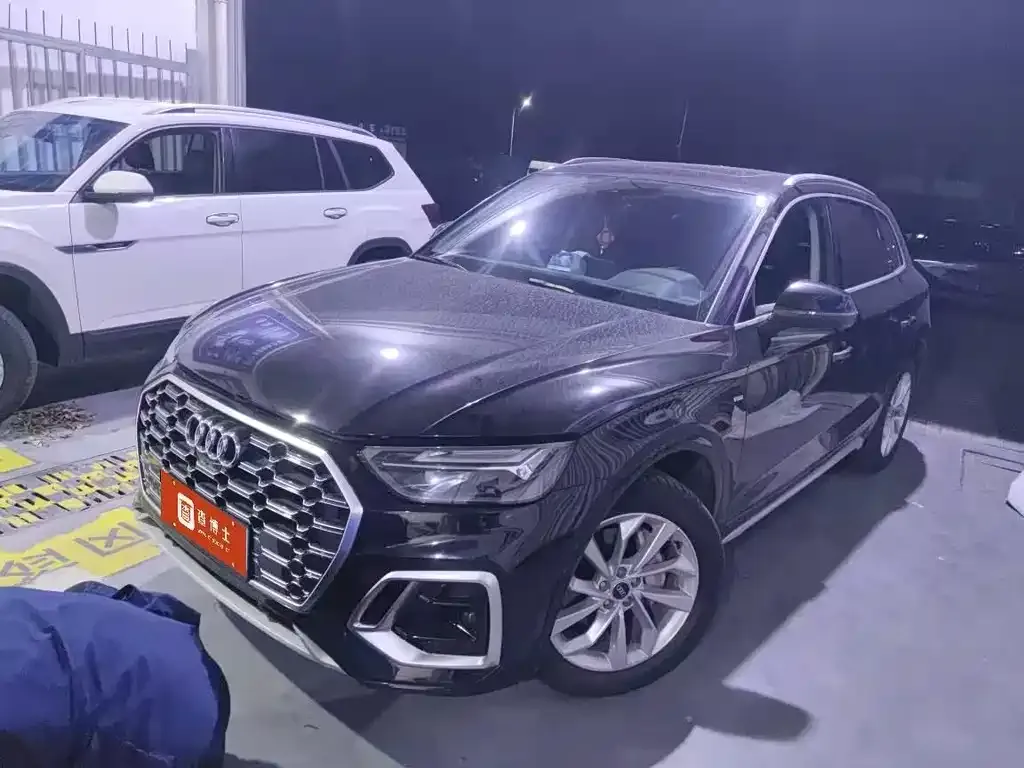 Audi Q5L 2022 из CN, фото 1